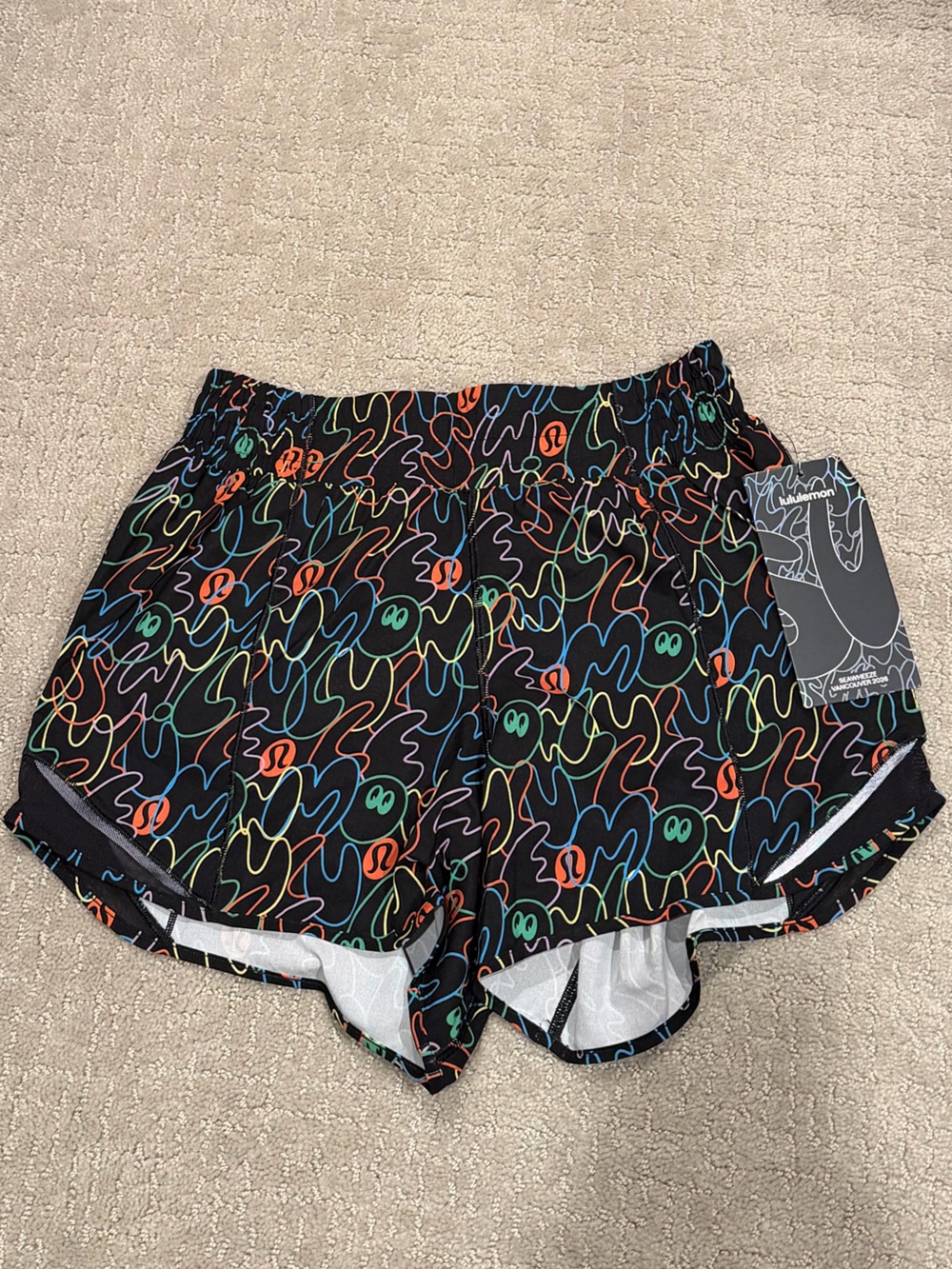 lululemon athletica Black Women’s Hotty Hot Seawheeze Exclusive Short